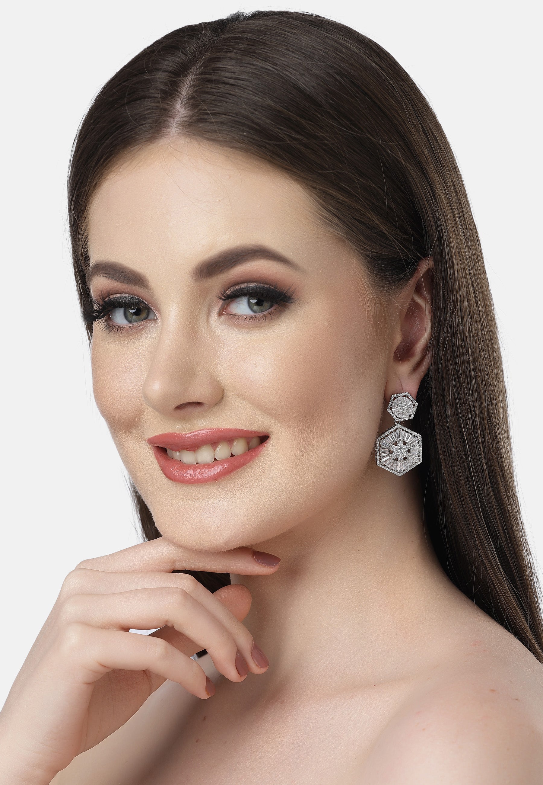 Boucles d'oreilles pendantes en zircone cubique royale