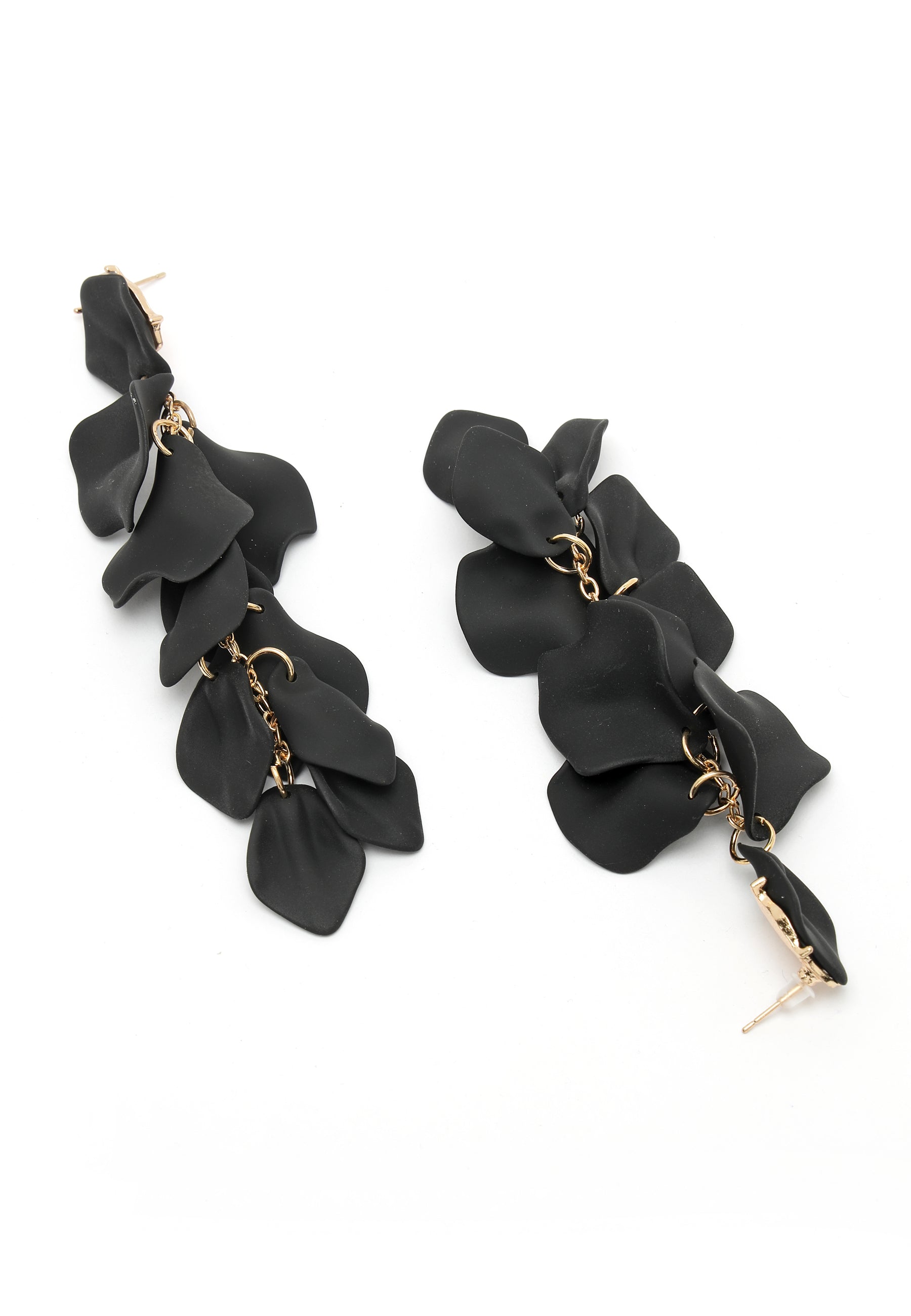 Boucles d'oreilles pendantes en forme de pétale de rose noire