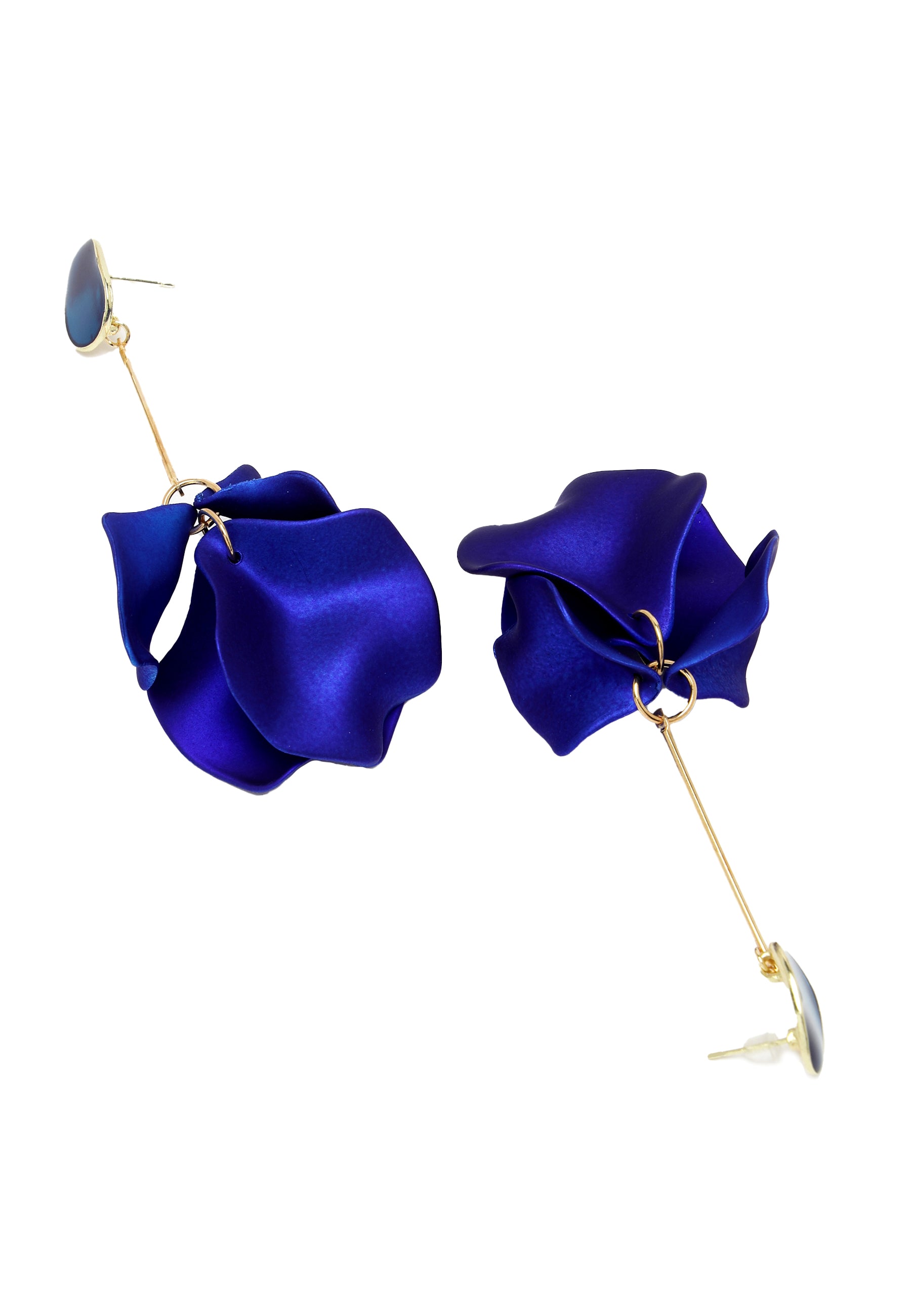 Boucles d'oreilles pendantes pétales bleu métallisé